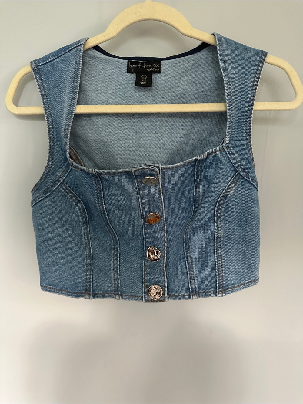 House of Harlow 1960 Light Blue Denim Cropped Button Tank small